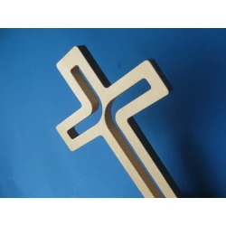 Krzyż drewniany na ścianę jasny brąz 24,5 cm JB 1